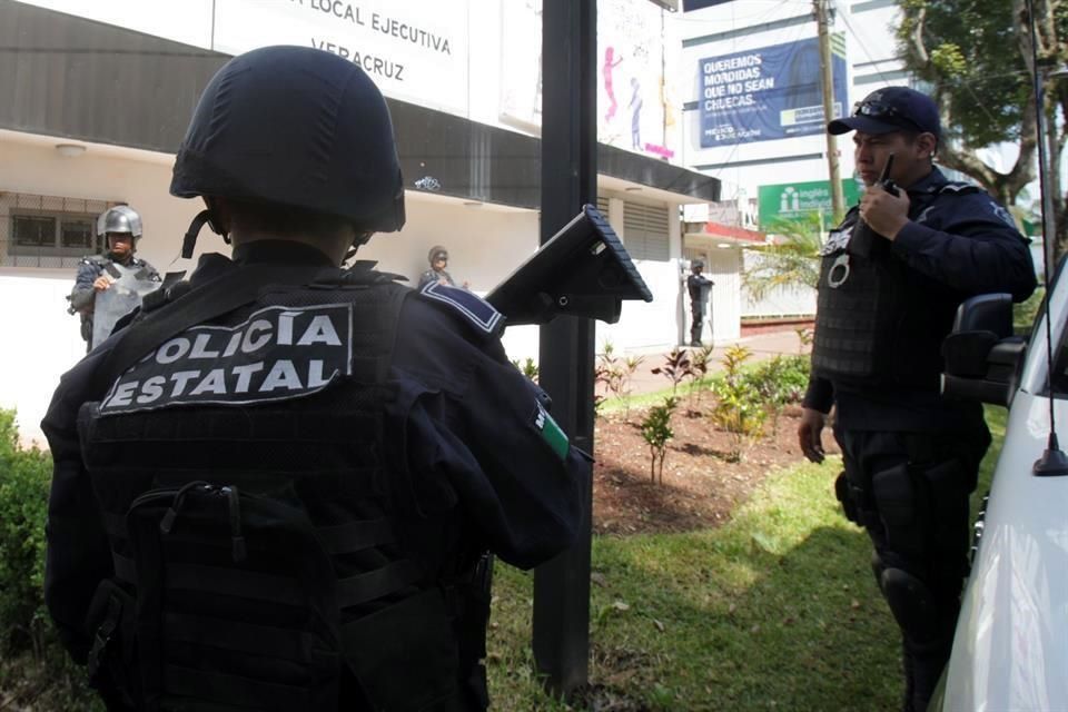 Veracruz despide a 2 mil 387 elementos de seguridad - 2520175