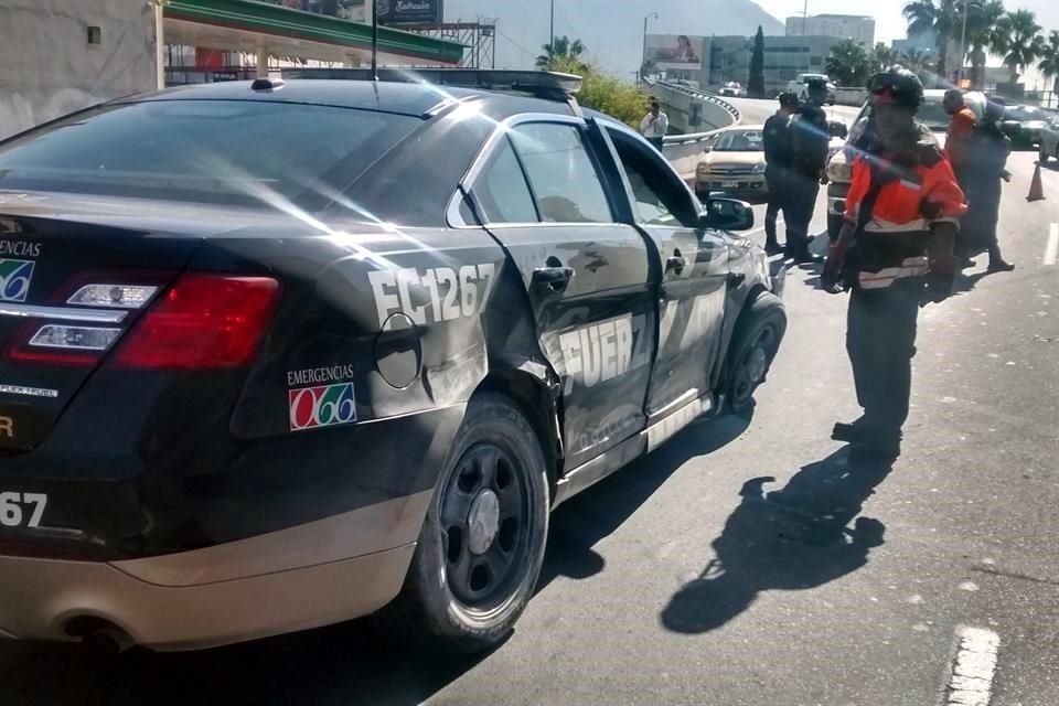 Ladrón roba patrulla y choca en el intento de escape - 2582924