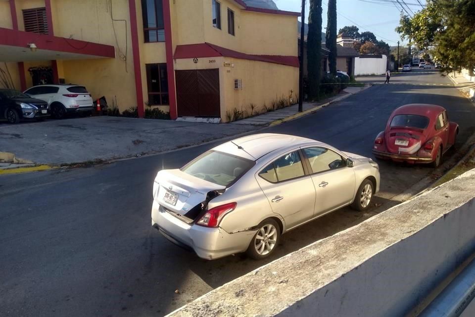 Dejan Encajuelado En Calles De Cumbres