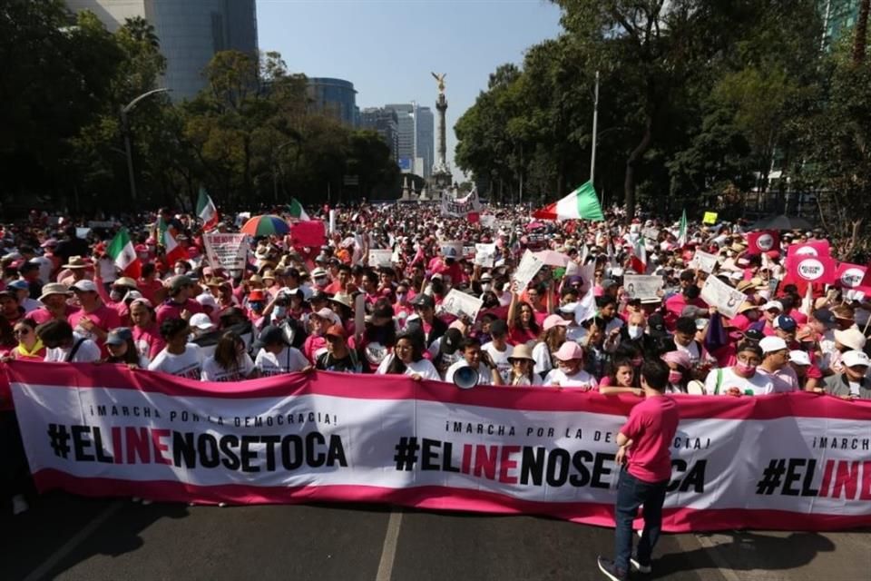 As Se Desarrolla La Marcha En Favor Del Ine