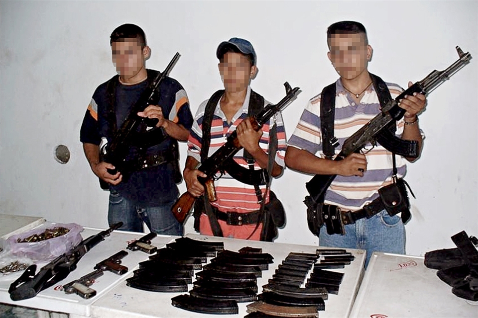 Recluta A Menores El Narco En Jalisco