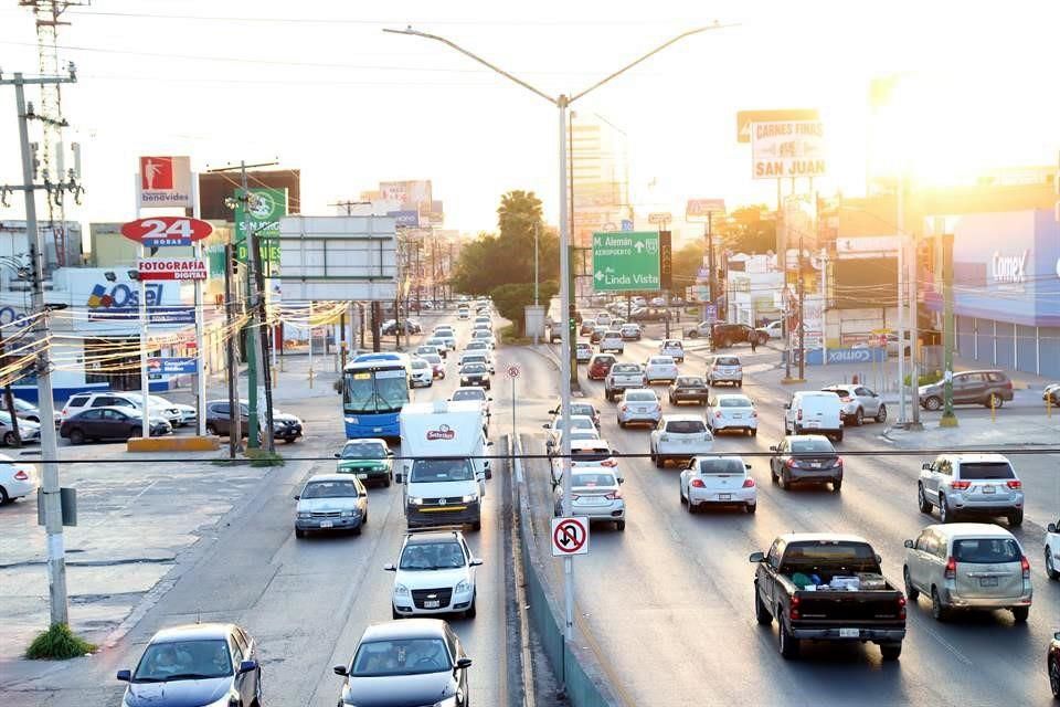 Temen impacto vial por plazas y depas