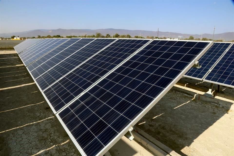 Aseguran costo de energía solar