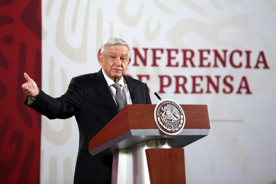 Defenderemos criterio eléctrico: AMLO