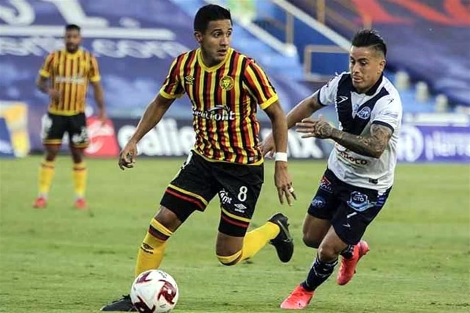 Los Leones Negros siguen fuera de zona de Repesca