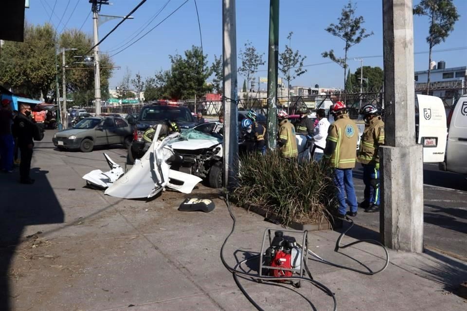 Muere automovilista tras choque en Iztapalapa