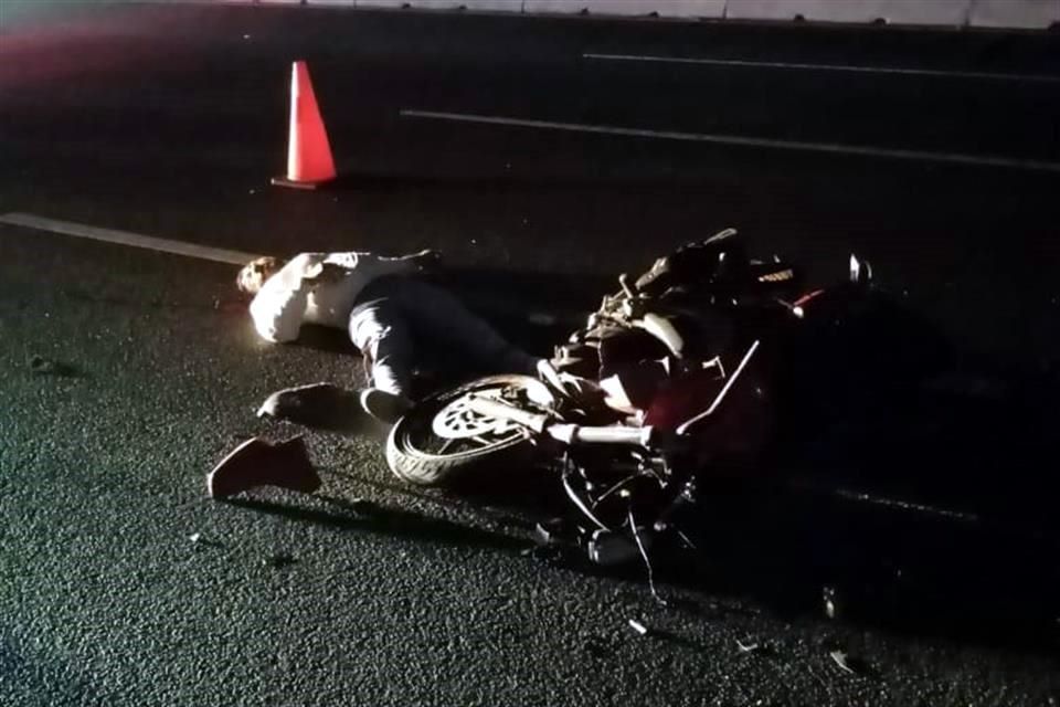 Escena del accidente en la autopista México-Puebla