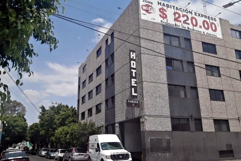 Hallan a pareja muerta en hotel de Ecatepec