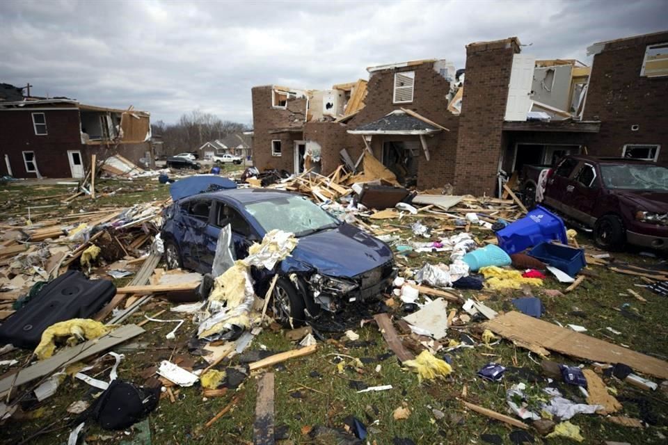 Aprueba Biden declaración de emergencia en Kentucky