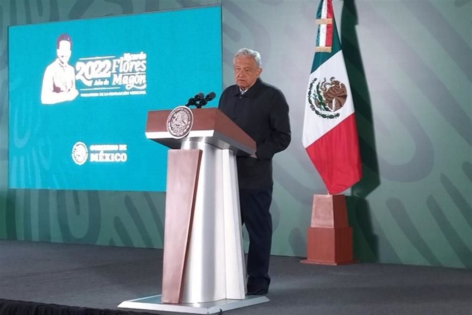 AMLO presumió su encuentro con José Urquidy y auguró campeonato de Houston  Astros - Infobae