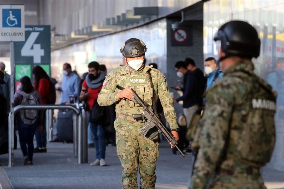 Las nuevas tareas de la Marina ante caos en AICM