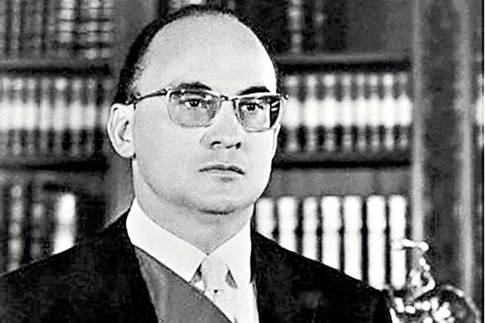 Luis Echeverría, entre la masacre del 68 y el halconazo