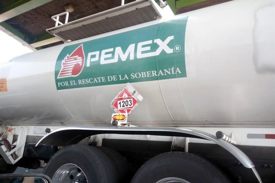 Se aleja Pemex de su meta de producción