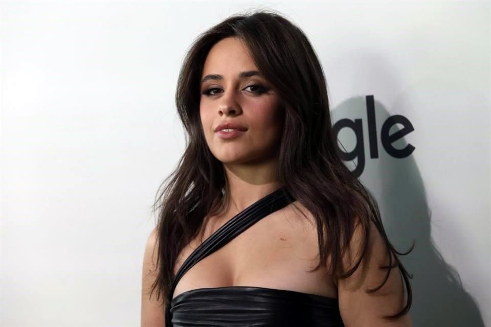 Camila Cabello estrena romance!