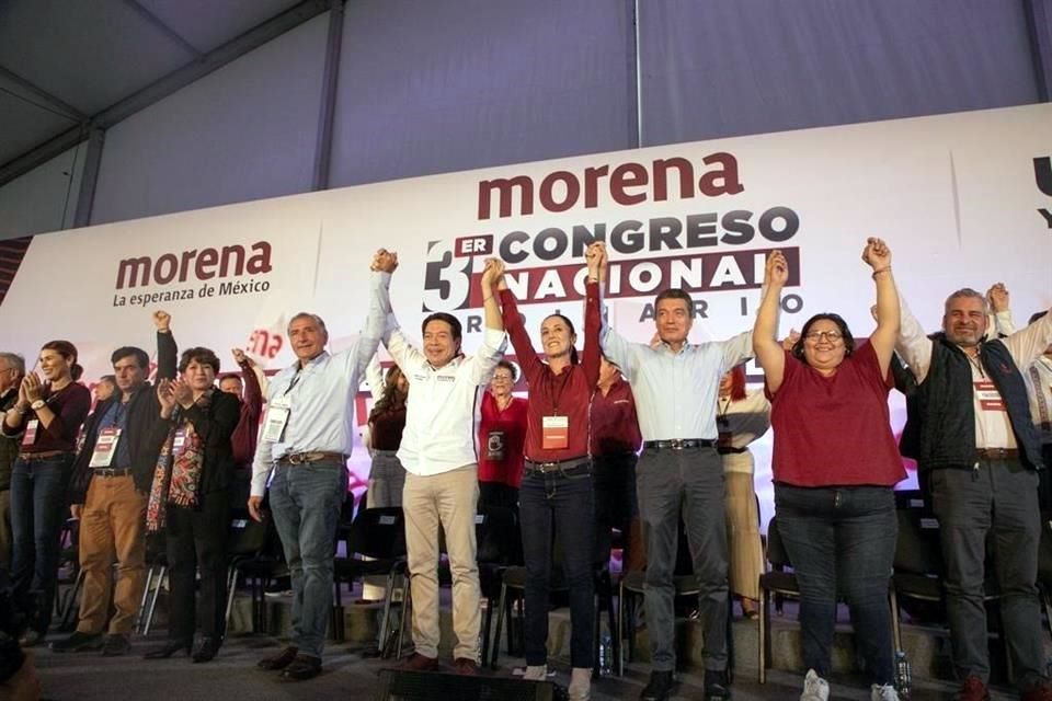 Gana Sheinbaum en ovaciones entre Congresistas