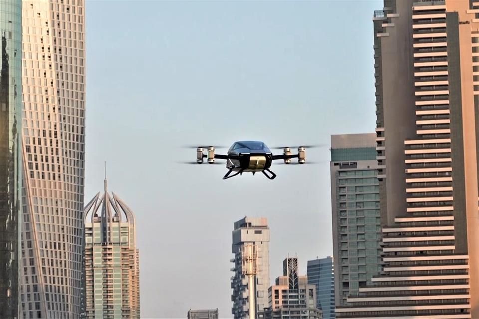 Completa vuelo en Dubái... ¡auto volador eléctrico!