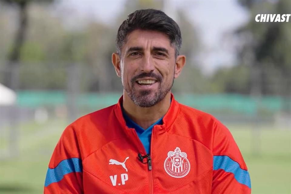 Veljko Paunovic será el nuevo DT de Chivas