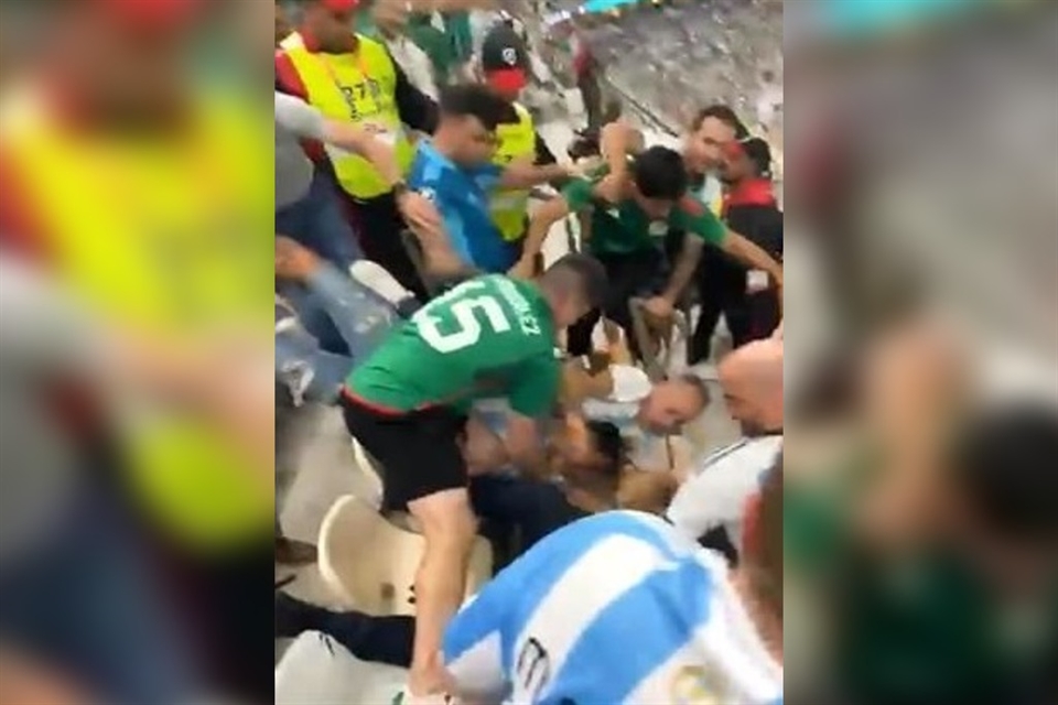 Bronca Entre Mexicanos Y Argentinos En El Estadio Lusail