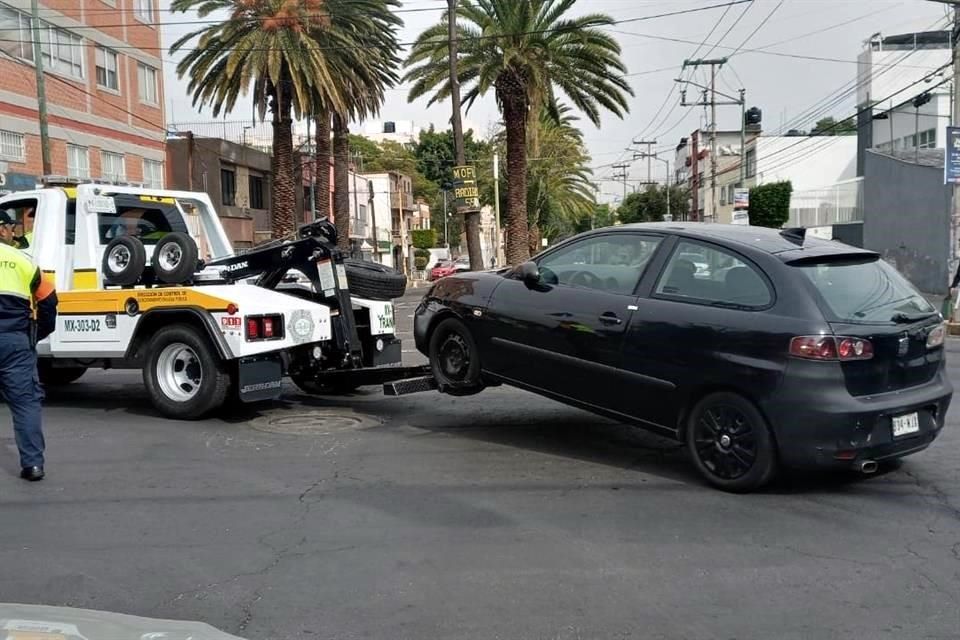 Localizan auto involucrado en ataque a Ciro G mez Leyva