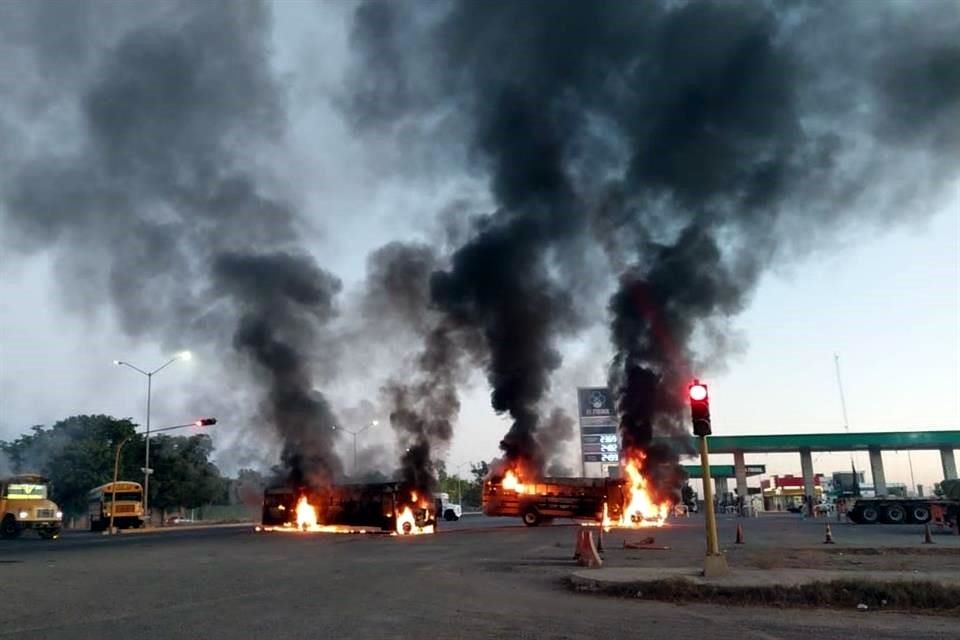 Darán hasta 200 mil pesos por vehículos quemados en Sinaloa