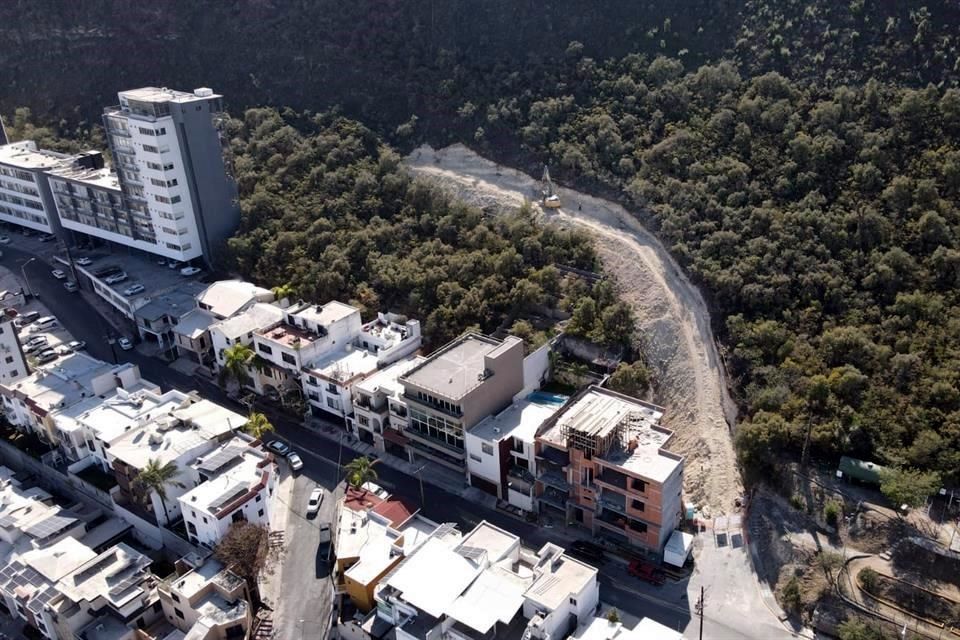 Frena Monterrey trabajos en cerro de San Jerónimo