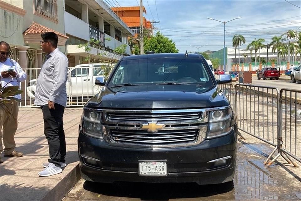  Falla camioneta presidencial en Salina Cruz
