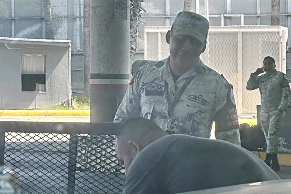 Denuncian paisanos extorsión de la Guardia Nacional