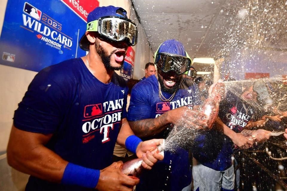 Rangers avanza a la Serie Divisional tras vencer a los Rays en dos juegos,  el último por paliza 7-1