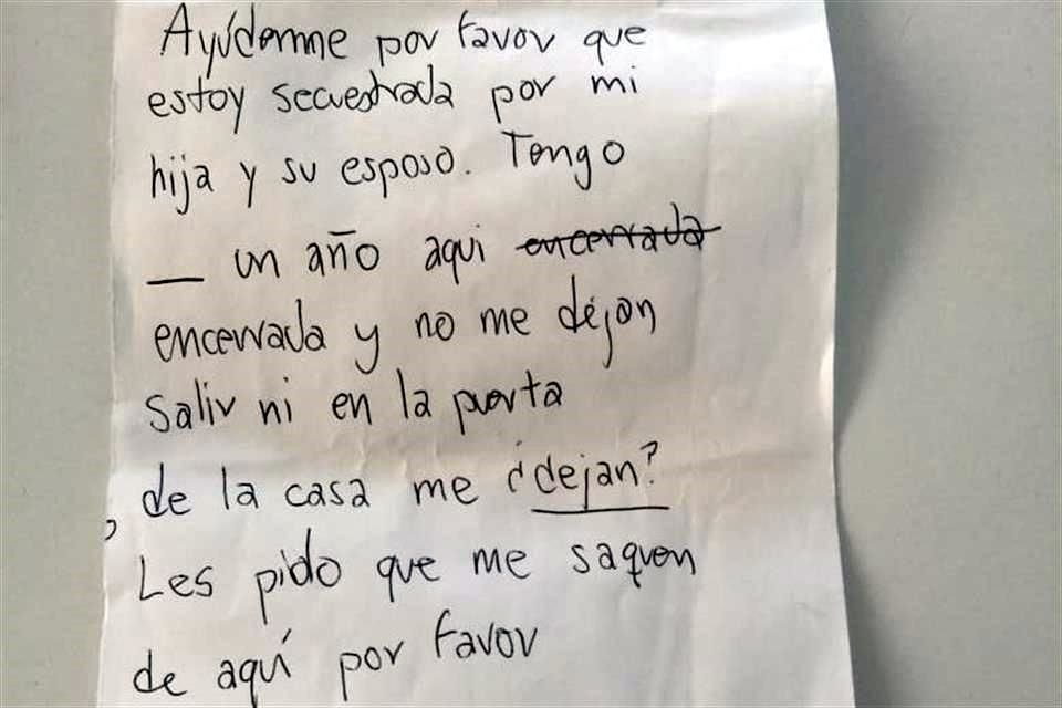 Aprovecha adulta mayor vacunación para denunciar maltrato