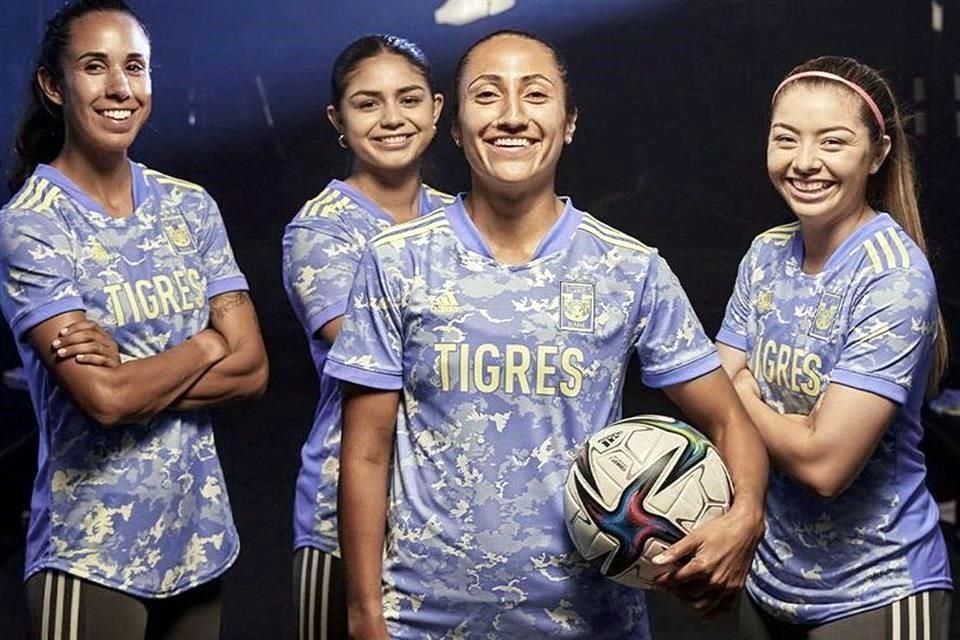 Presenta FC Juárez Femenil su nuevo uniforme