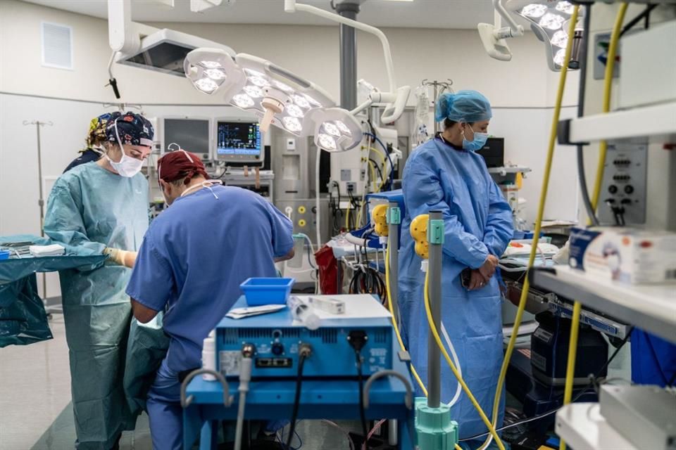 Impulsarían guerra comercial a turismo médico