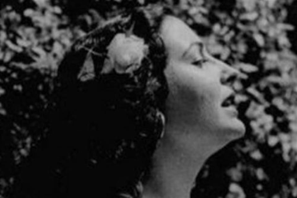 Amanda Berenguer, un portal abierto entre lo consciente y lo inconsciente