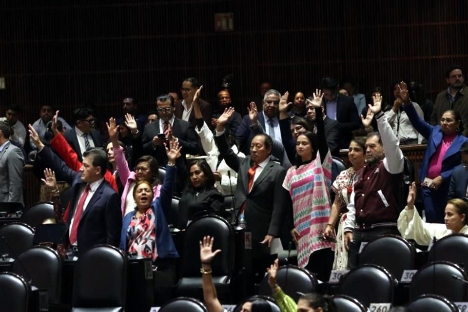 Plan B Electoral Avanza en Diputados con Apoyo Inesperado