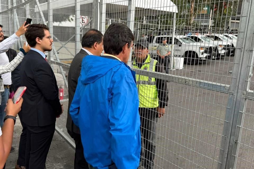 Pelean sus palcos; notifican dueños sobre medidas cautelares