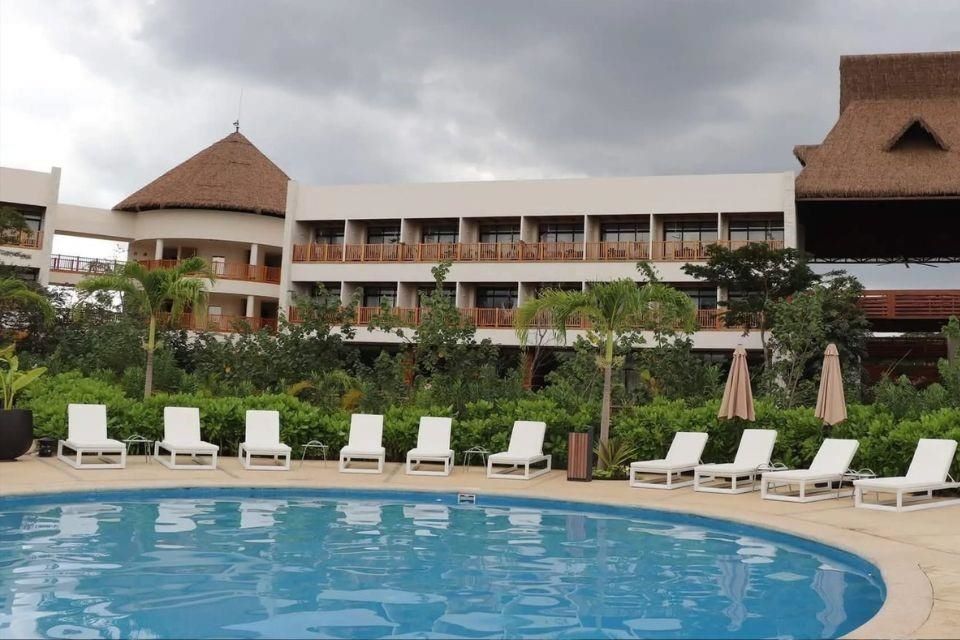 Clausuran hotel Mundo Maya por operar sin permisos básicos