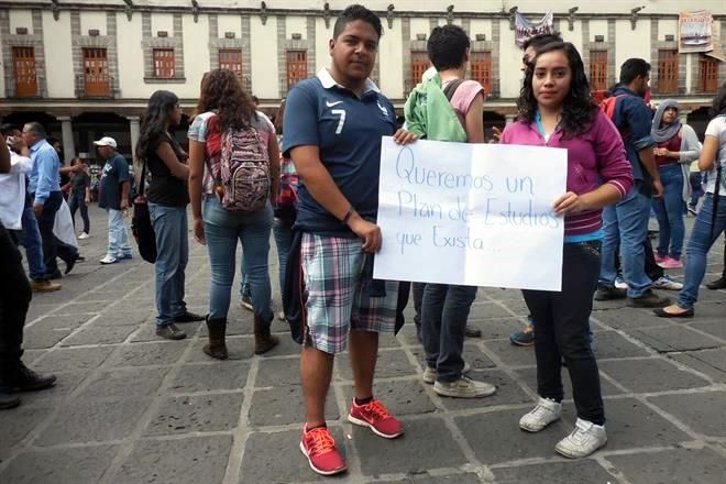 Protestan Politecnicos En La Sep